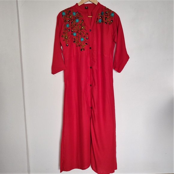 Basic cotton pink red kurti kurta with 3/4 sleeves and embroidery work on neck